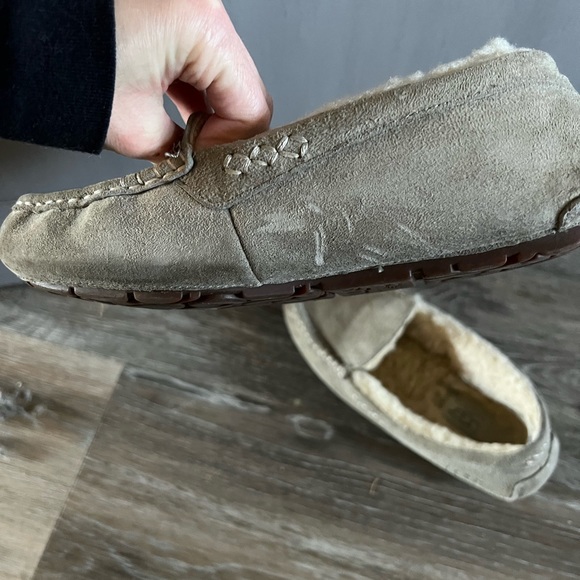 Gray UGG Moccasins - Picture 3 of 6